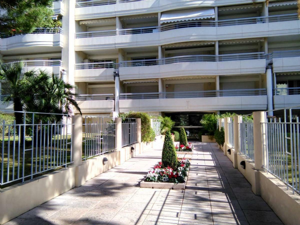 Apartament Lux Studio Garden And Swimming Pool Cannes Zewnętrze zdjęcie